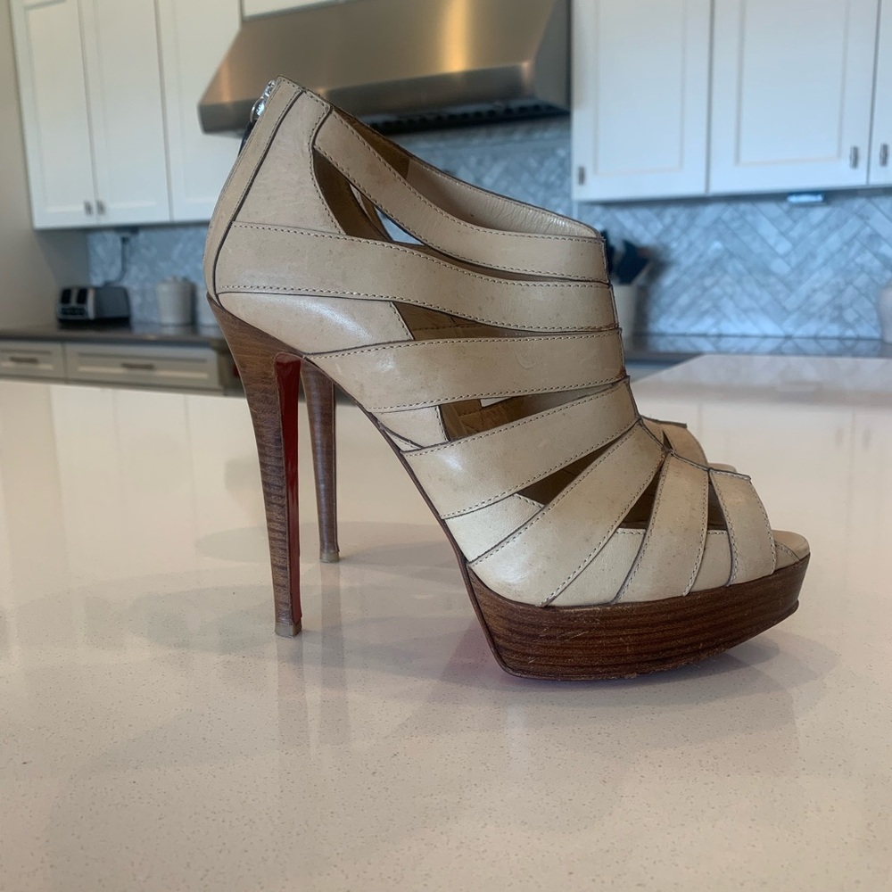 Christian Louboutin Cream and Brown Heels - Picture 3 of 6